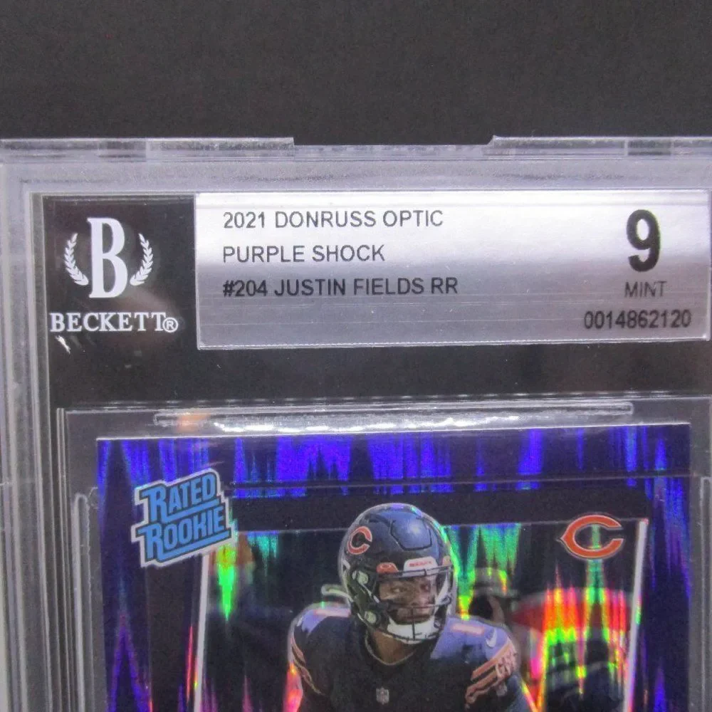 2021 Donruss Optic Justin Fields Purple Shock Prizm RR RC #204 SP BGS 9